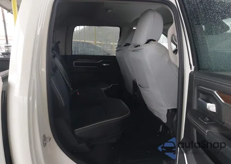 2024 Ram 2500 Laramie 4X4 6'4 Box z USA, uszkodzony, nr VIN 3C6UR5FL0RG248321